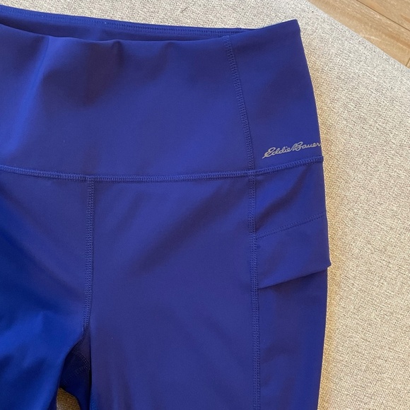 Eddie Bauer - compression leggings - like new - Picture 4 of 7